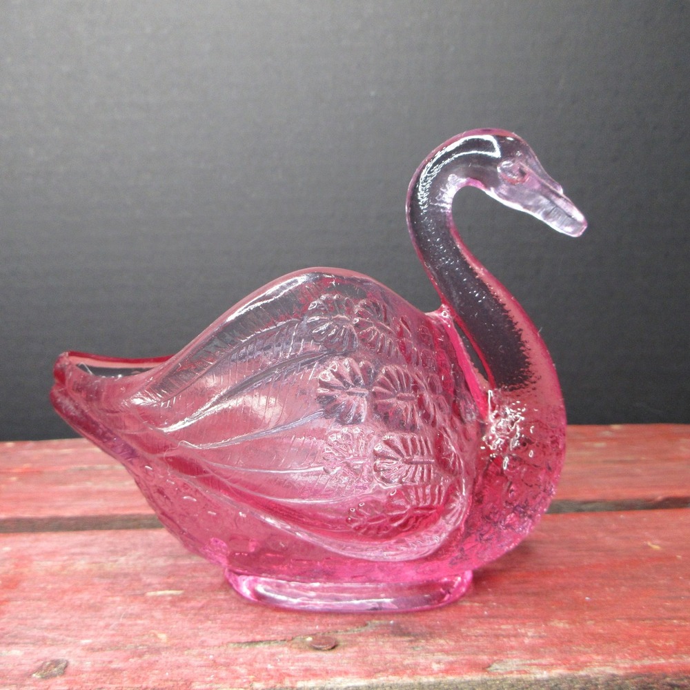 Vintage Fenton Pink Rose Opalescent Glass Swan Dish Figurine Candy Trinket Bowl